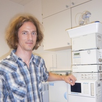 Tarsoly Gergely with an HPLC